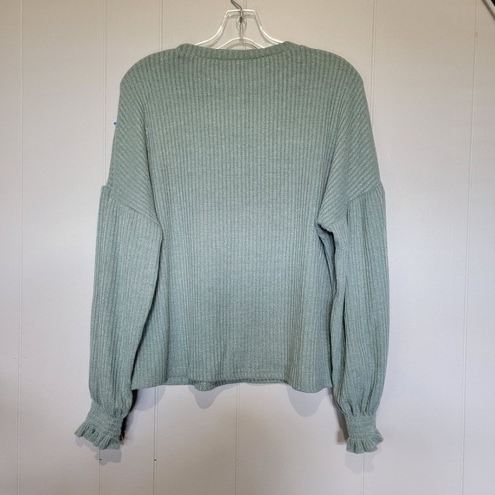Emery Rose Sage Green Ribbed Knit Balloon Sleeve Ruffle Cuff Top Large - Picture 4 of 4